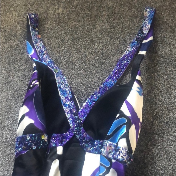 Prom dress - Picture 2 of 3